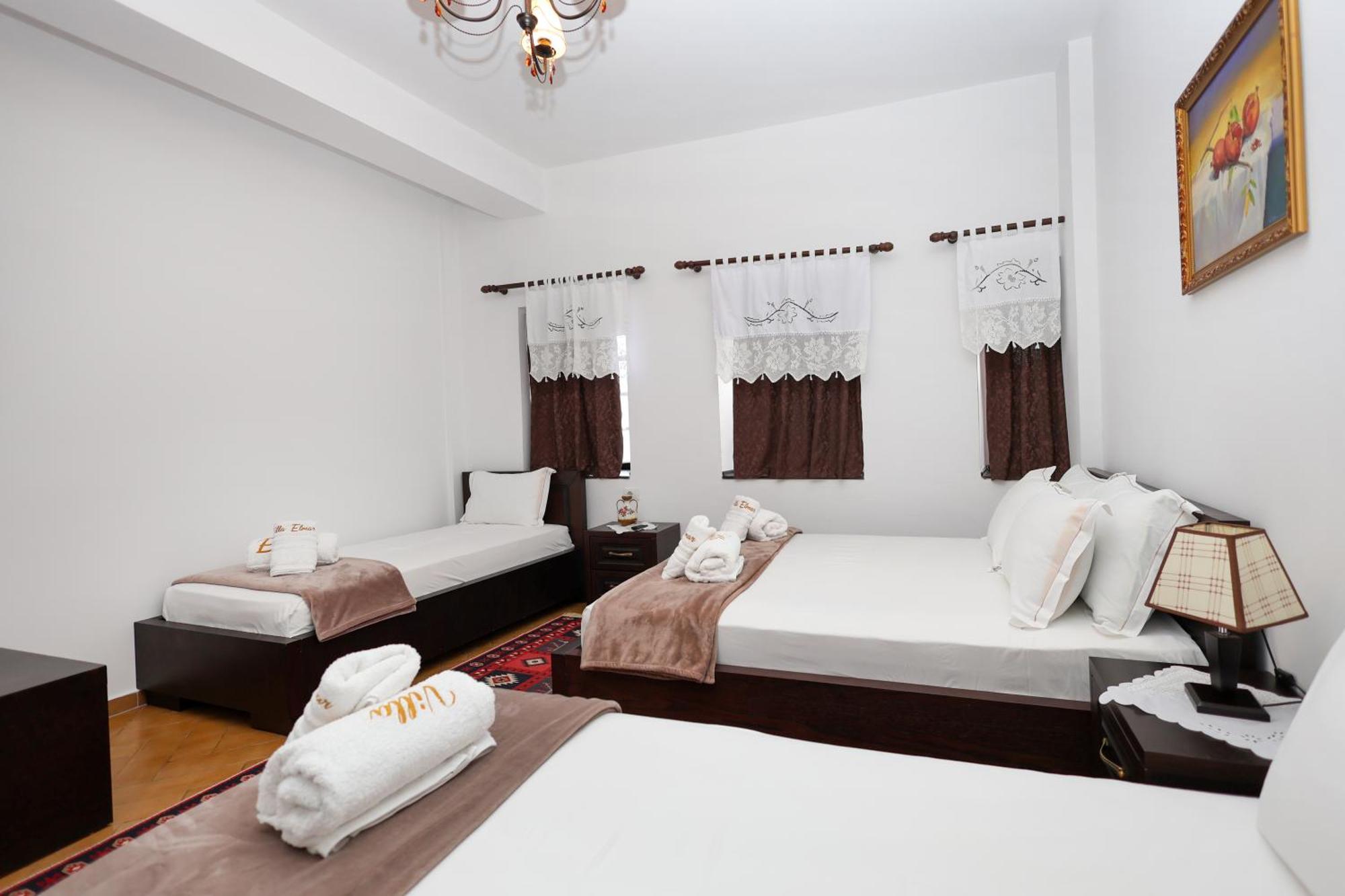 Villa Elmar Берат Екстериор снимка
