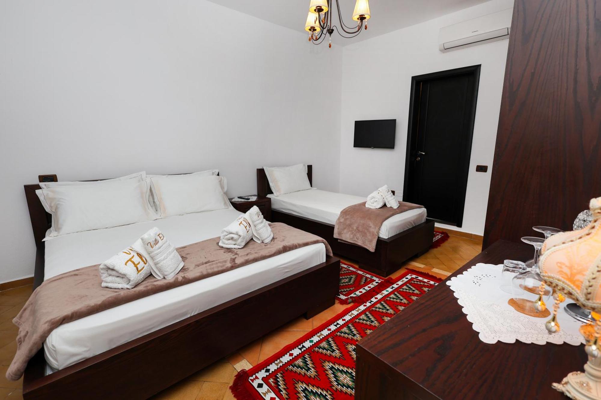 Villa Elmar Берат Екстериор снимка