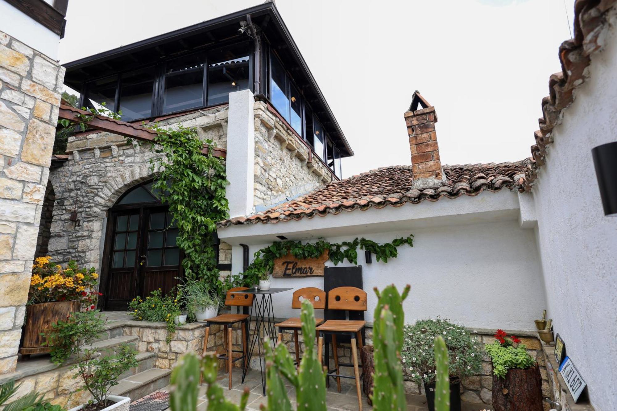 Villa Elmar Берат Екстериор снимка